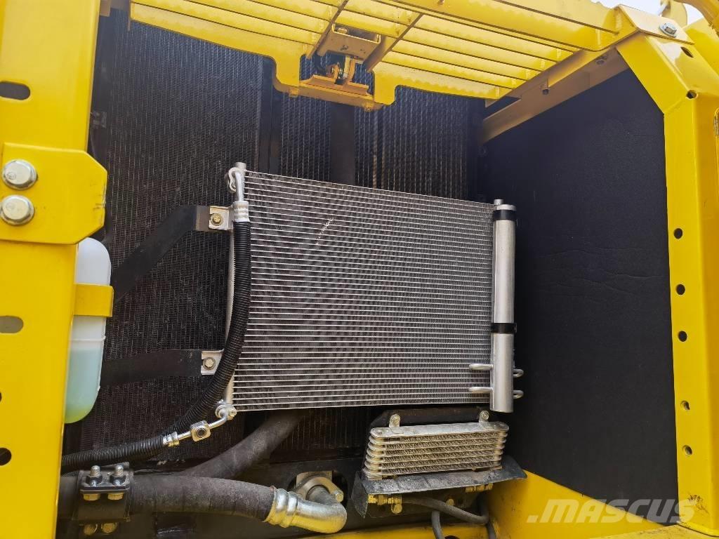 Komatsu pc200-8 대형 굴삭기 29톤 이상