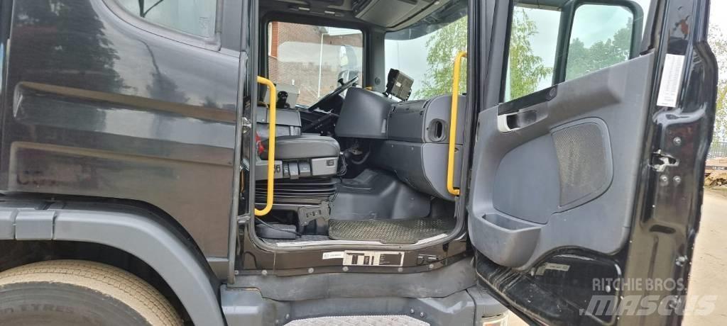 Scania P340 Gas 폐기물 수거 트럭
