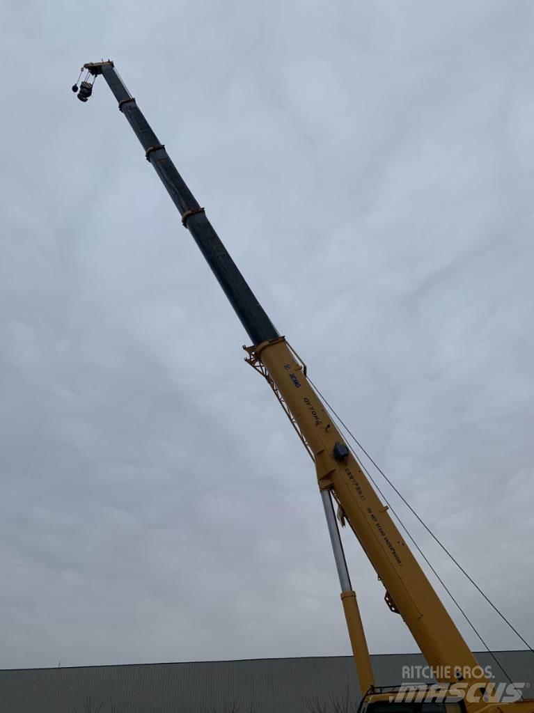 XCMG QY70KC A/T 크레인