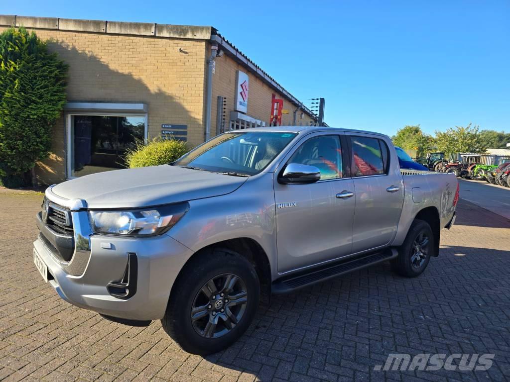 Toyota Hilux 픽업/드롭사이드