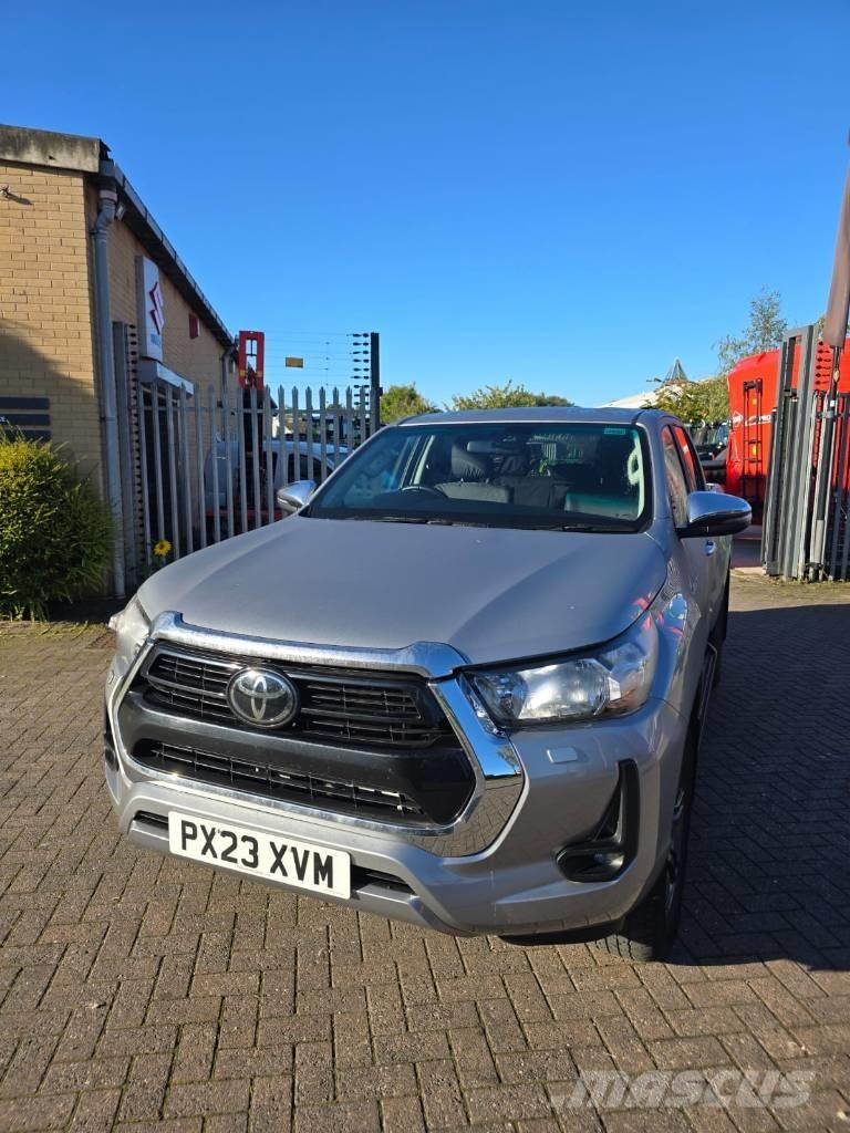 Toyota Hilux 픽업/드롭사이드