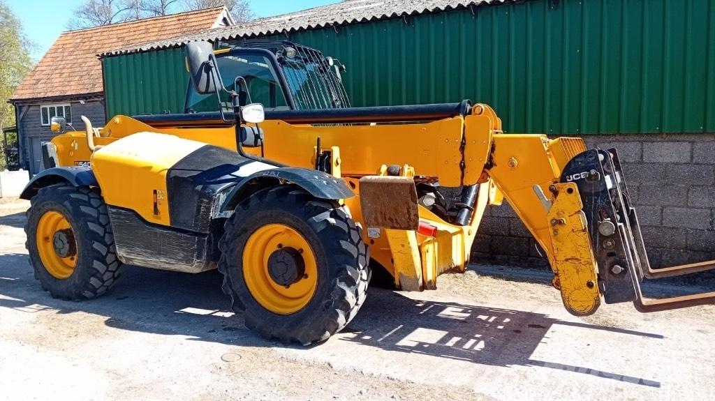 JCB 540-140 텔러 핸들러