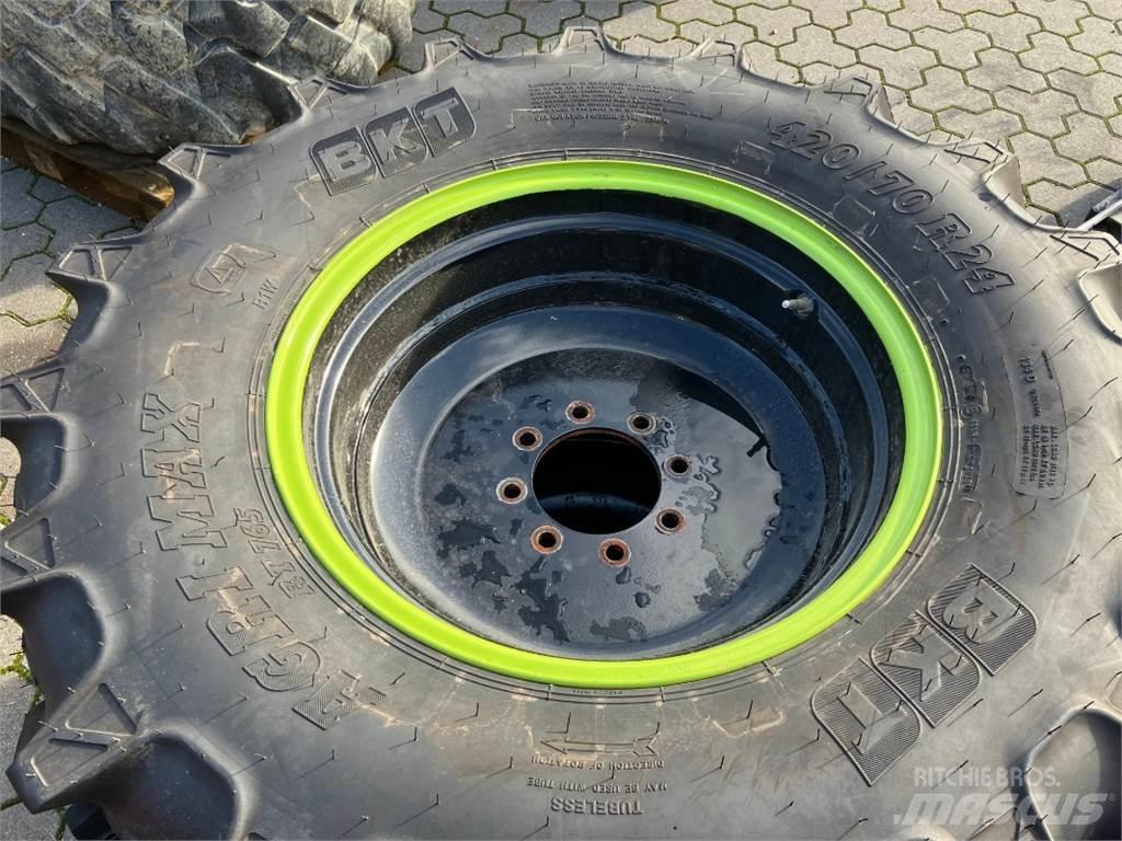 BKT 420/70R24 타이어, 휠 및 림
