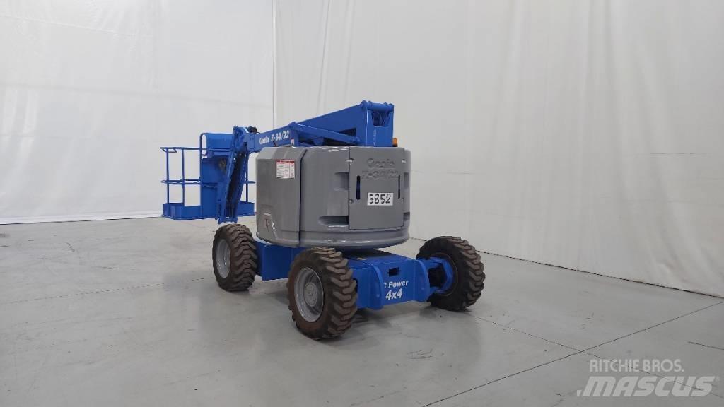 Genie Z 34/22 IC 관절형 전동이동 리프트