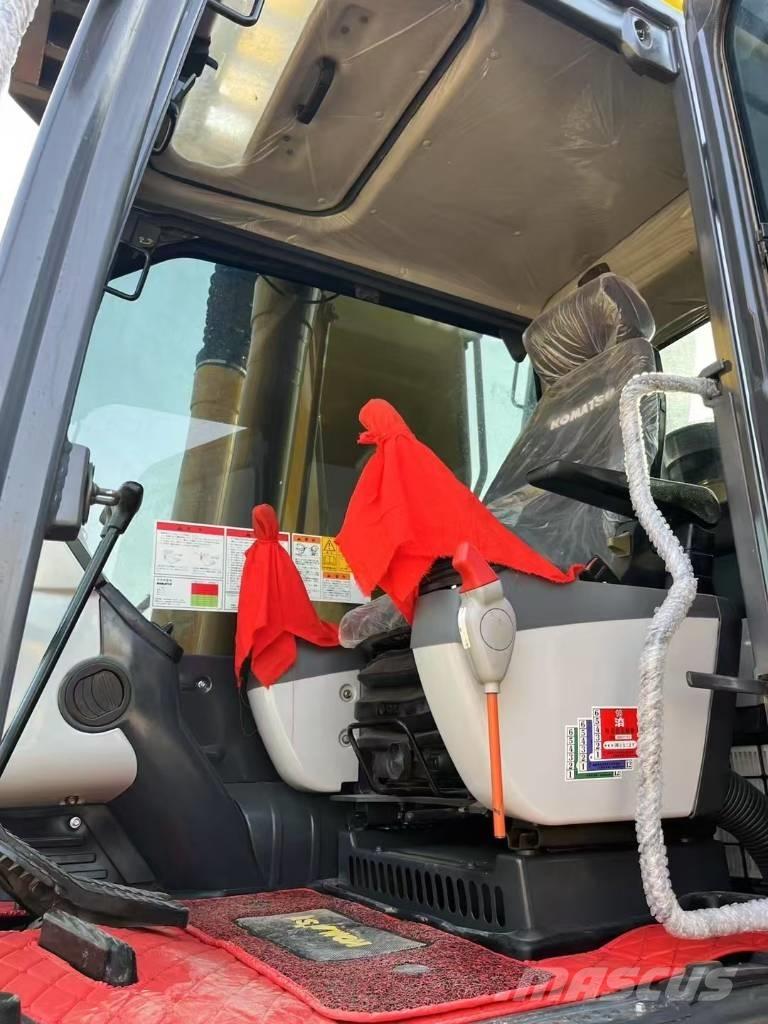 Komatsu 240-8 대형 굴삭기 29톤 이상