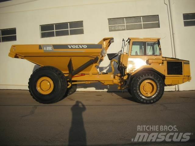 Volvo A 25 C   4x4 연결식 홀러