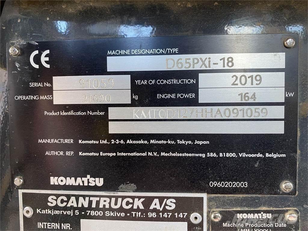 Komatsu D65PXI-18 크롤러 도저