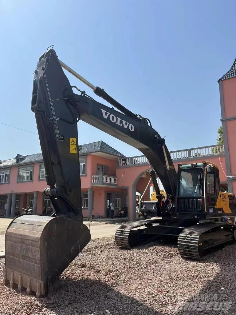 Volvo EC 240 대형 굴삭기 29톤 이상