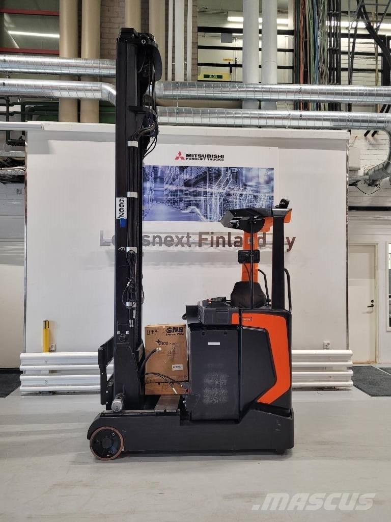 Rocla HXX25 리치 트럭