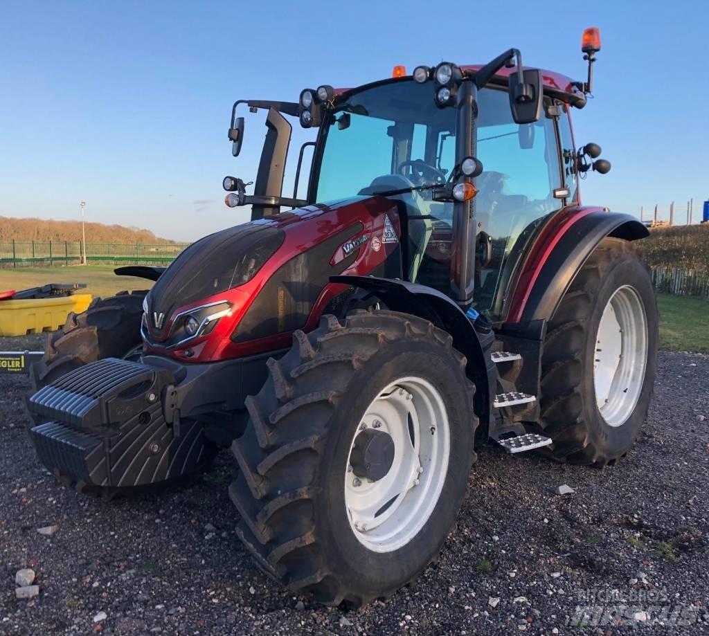 Valtra G125EA 트랙터