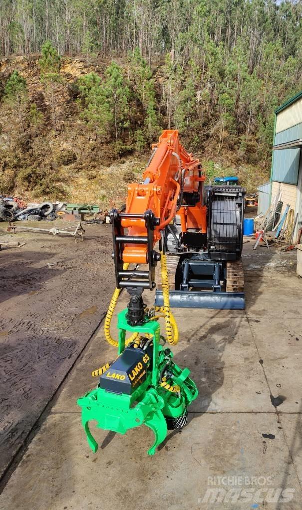 Hitachi ZX 210 대형 굴삭기 29톤 이상