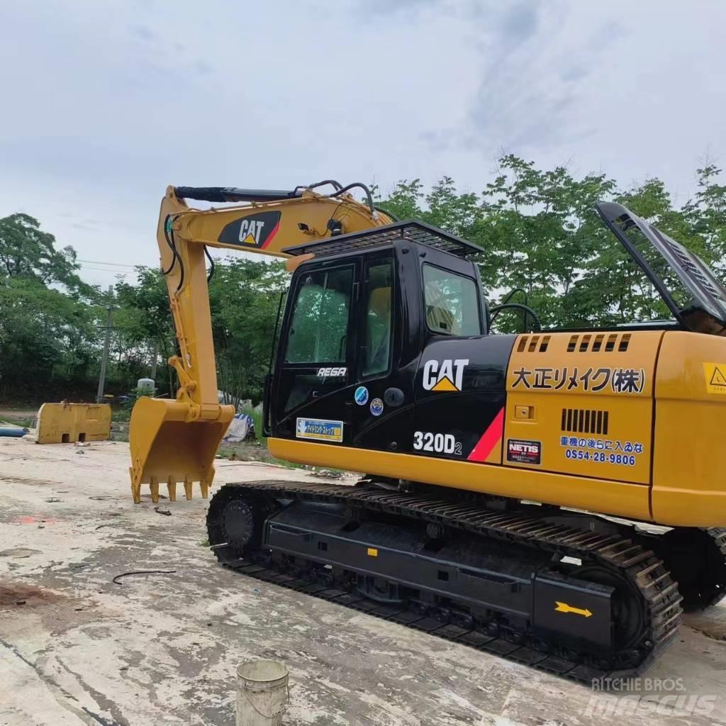 CAT 320D2 대형 굴삭기 29톤 이상