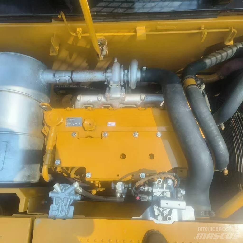 CAT 320D2 대형 굴삭기 29톤 이상