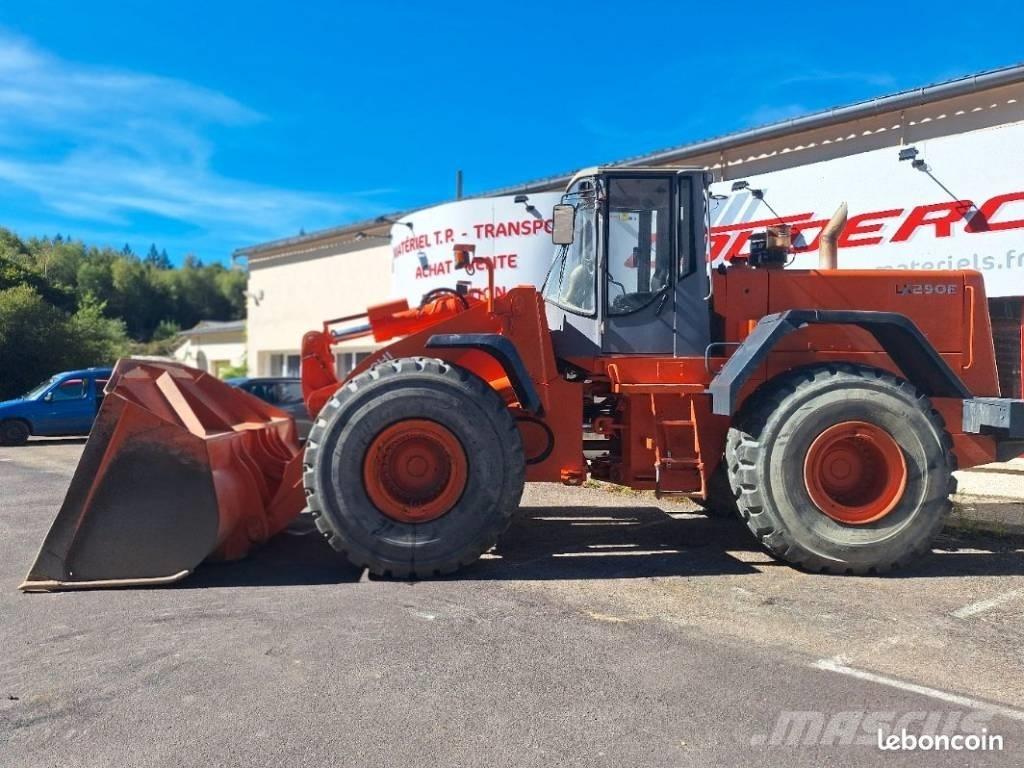 Hitachi LX 290 E  휠로우더