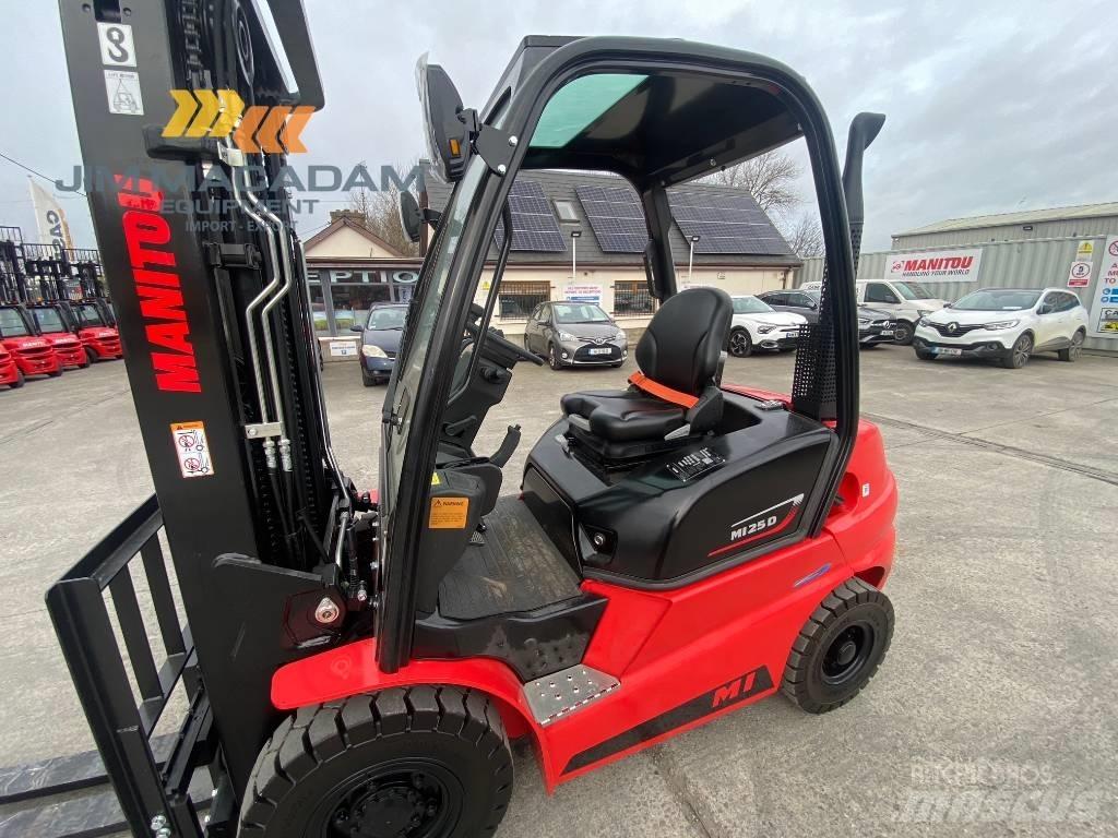 Manitou MI 25 D 디젤 지게차