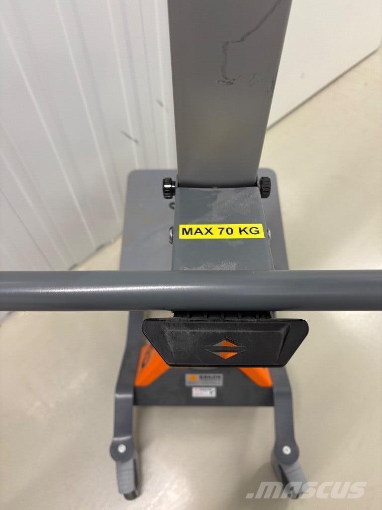  Erkon Tilhulp 자재 장비 - 기타