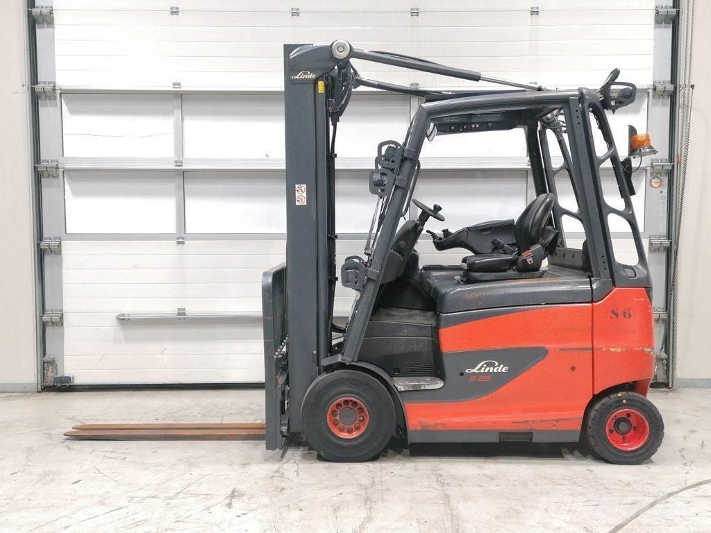 Linde E25H-01/600 전동 지게차