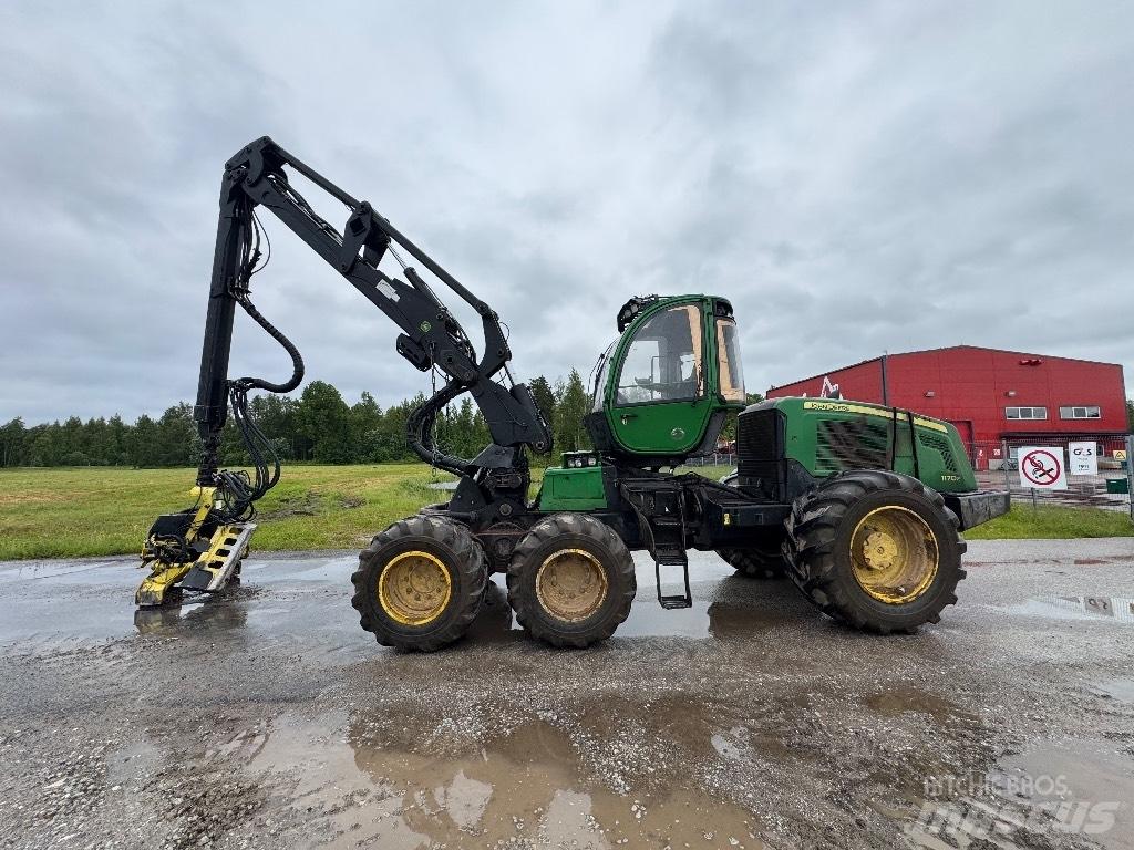 John Deere 1170 E 원목 하베스터