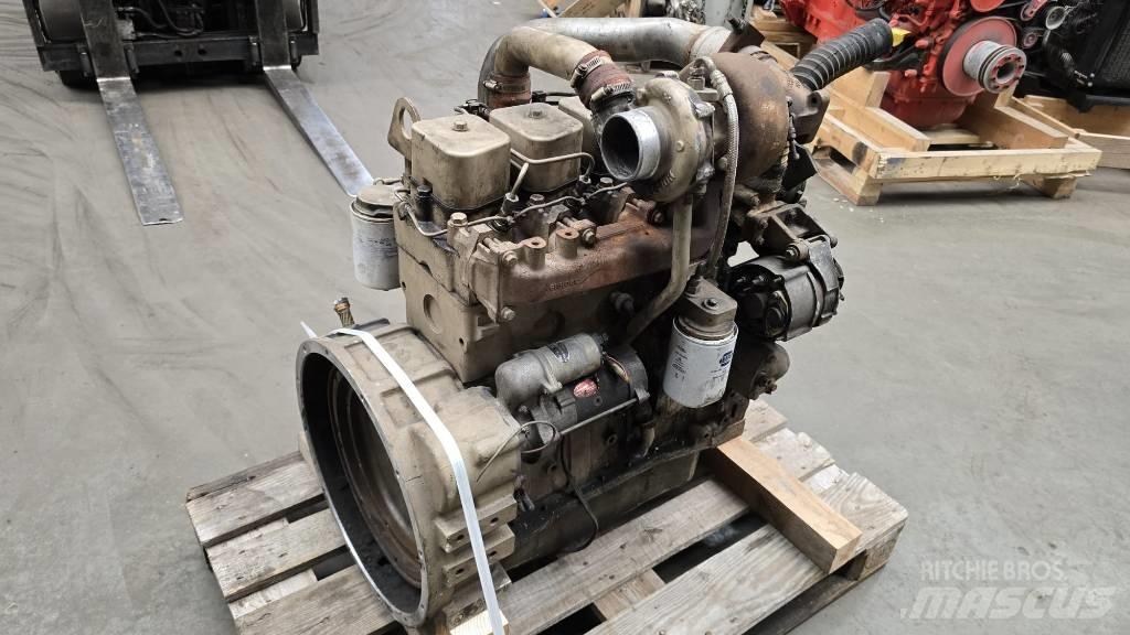 Cummins 4BT3.9-G2 엔진