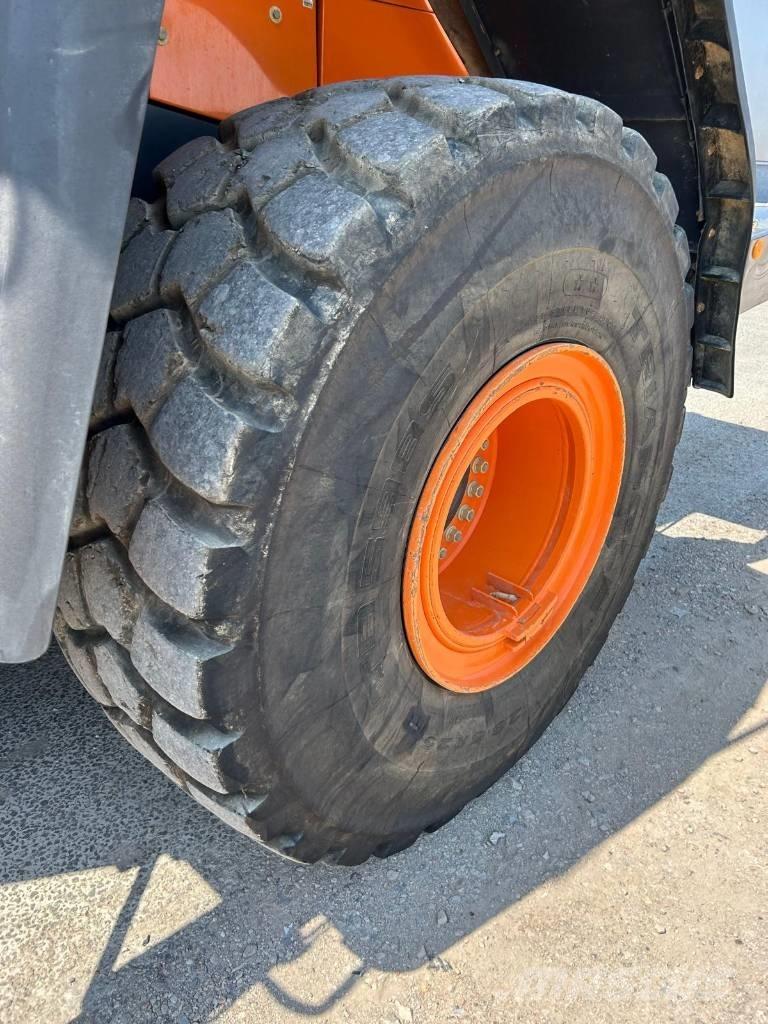 Doosan DL 420-7 (CDC)  휠로우더