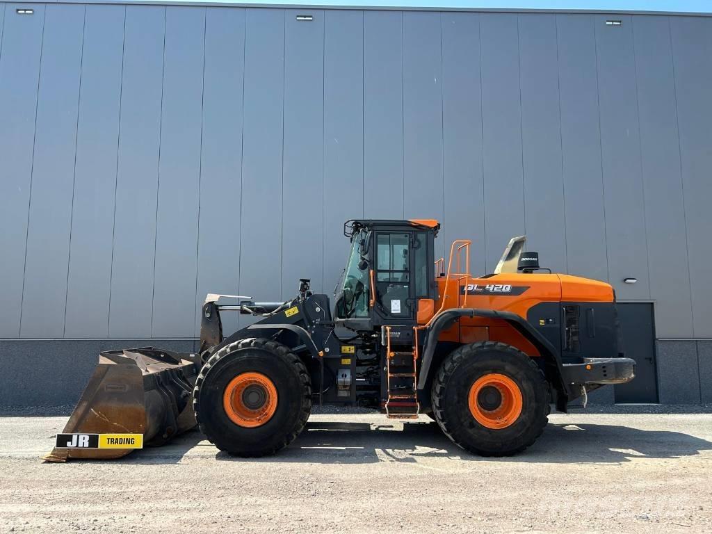 Doosan DL 420-7 (CDC)  휠로우더