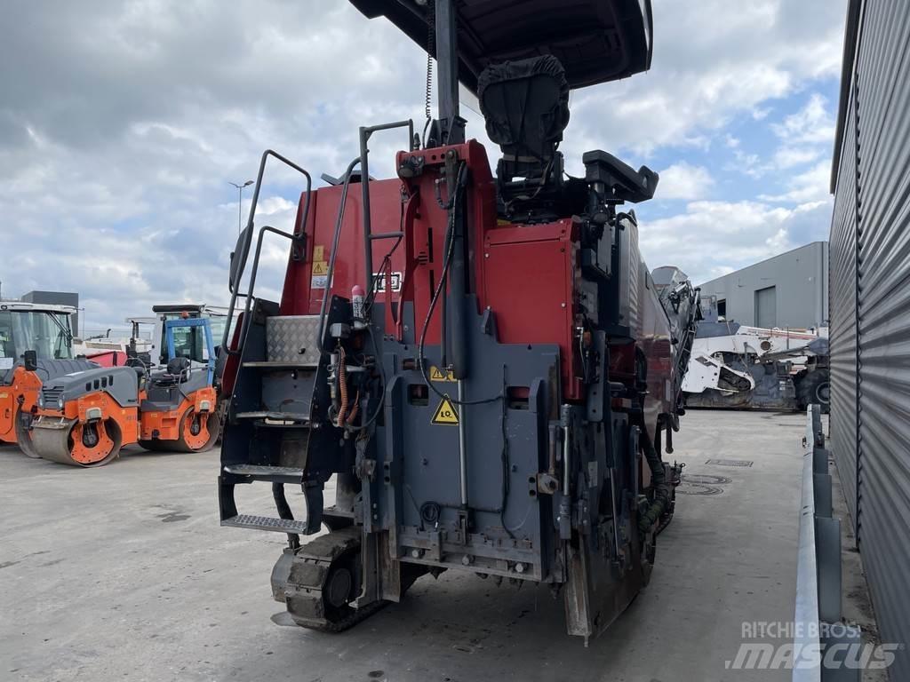 Wirtgen W 100 CFI 아스팔트 콜드 밀링 기계