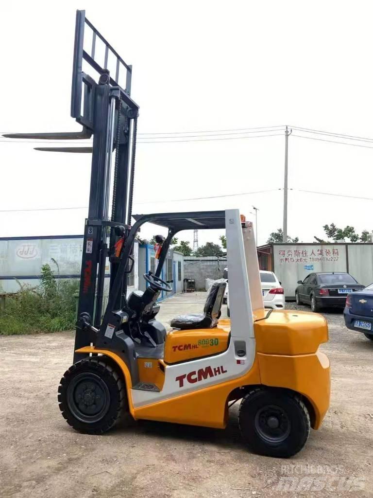 TCM FD30 디젤 지게차
