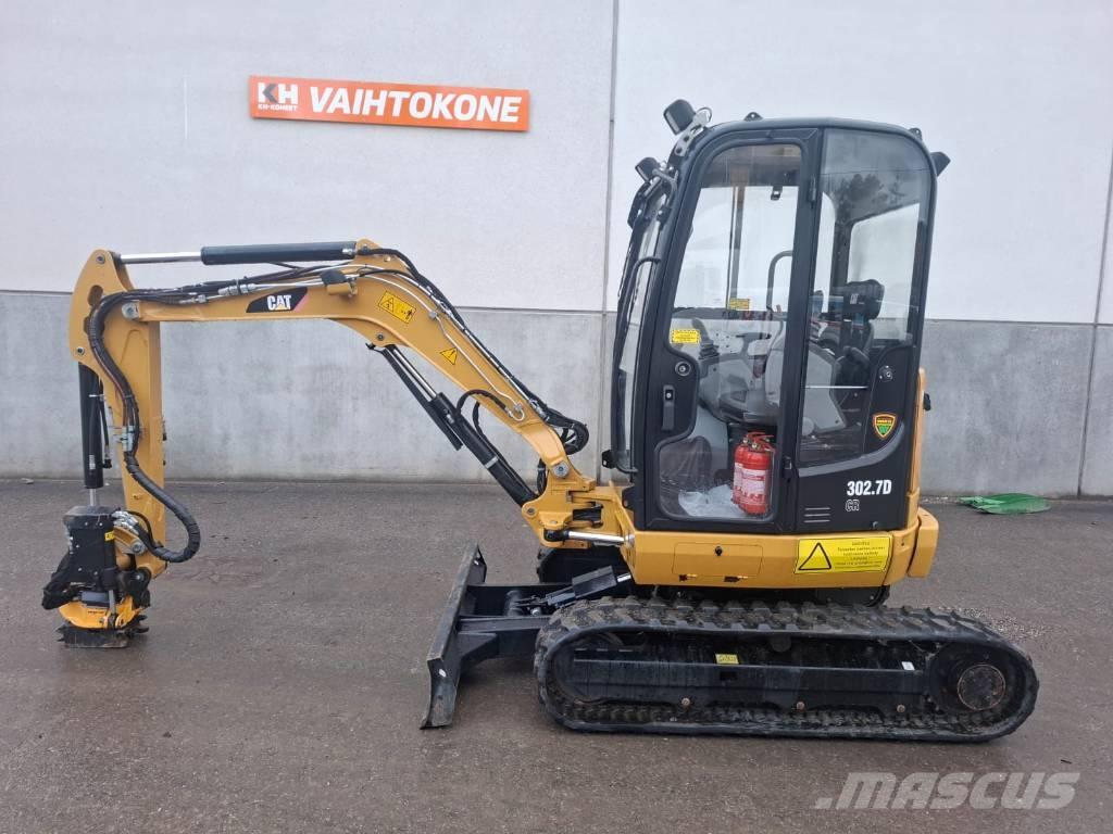CAT 302.7 D CR 소형 굴삭기 7톤 미만