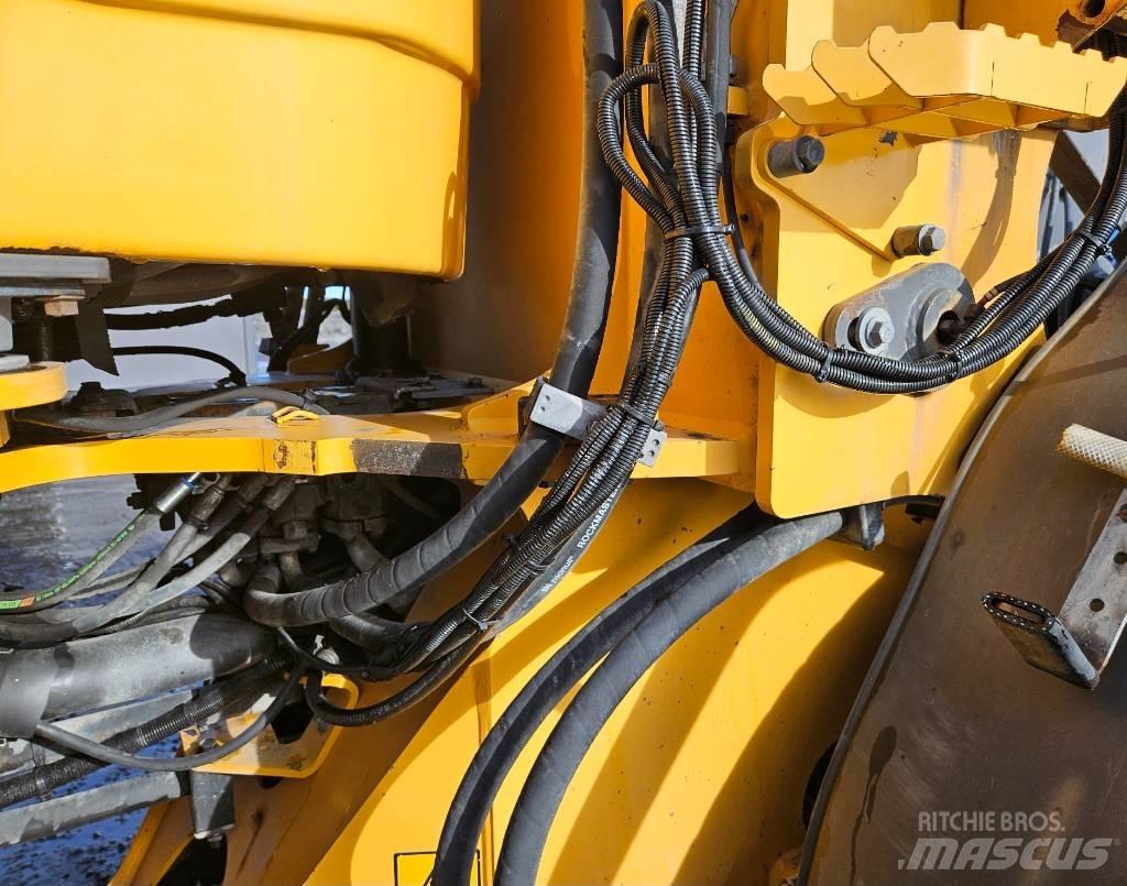 Volvo L 90 H  휠로우더