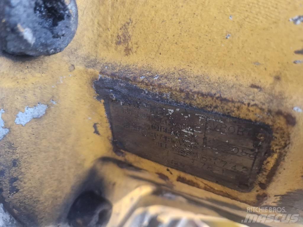 Volvo A25C 차축