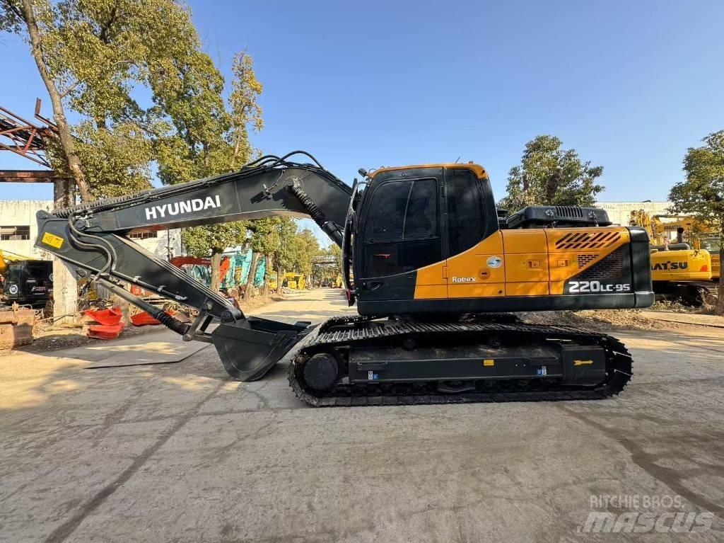 Hyundai 220LC-9S 대형 굴삭기 29톤 이상
