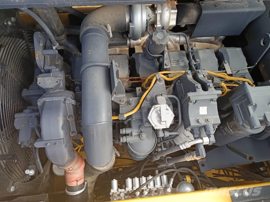 Komatsu PC450-8 대형 굴삭기 29톤 이상