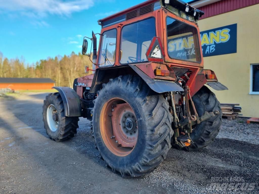 Valmet 2005-4 트랙터