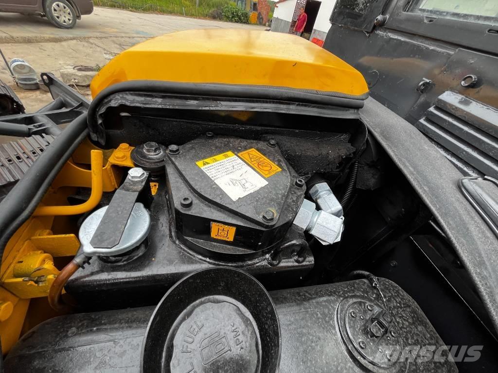 Komatsu PC 35 MR 소형 굴삭기 7톤 미만