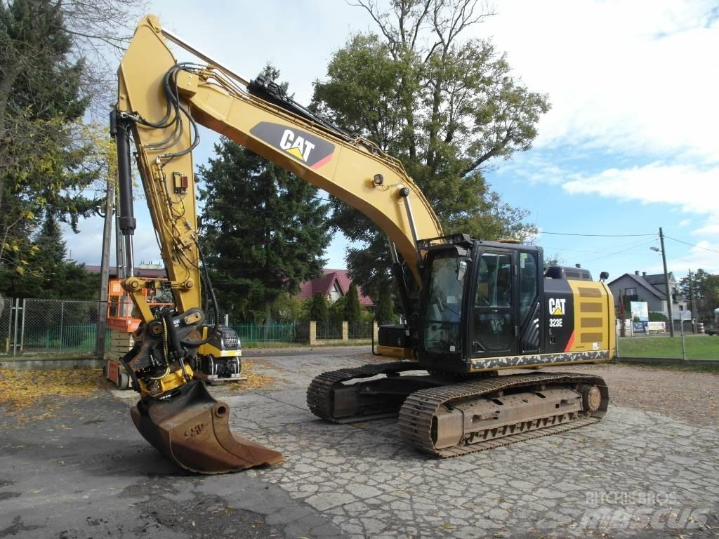 CAT 323 EL 대형 굴삭기 29톤 이상