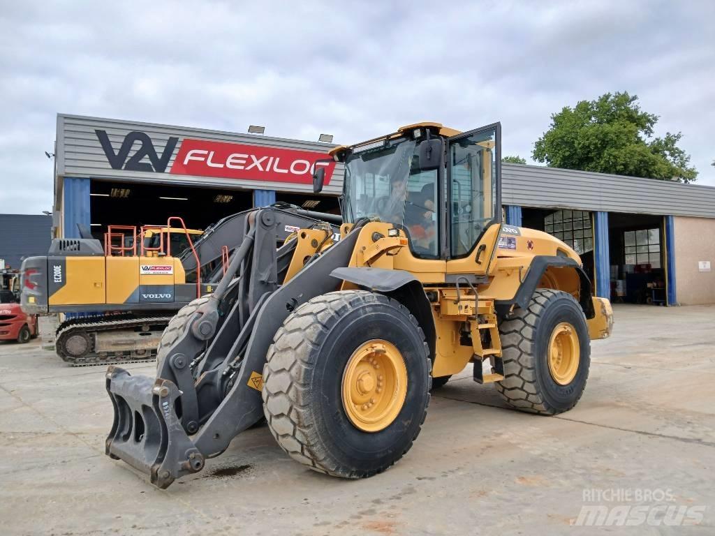 Volvo L 120 G  휠로우더