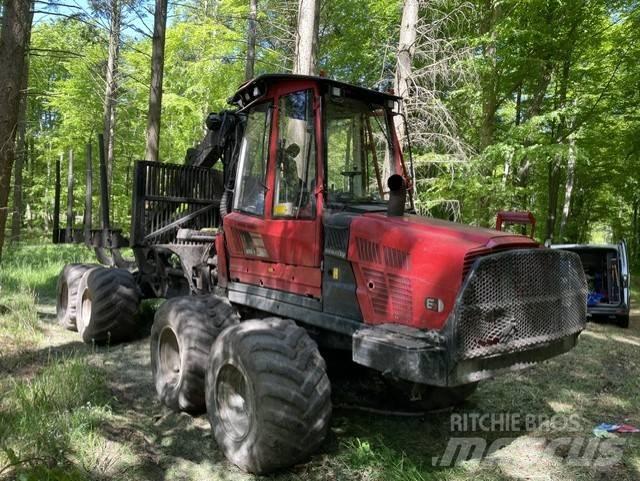 Komatsu 855 원목 포워더