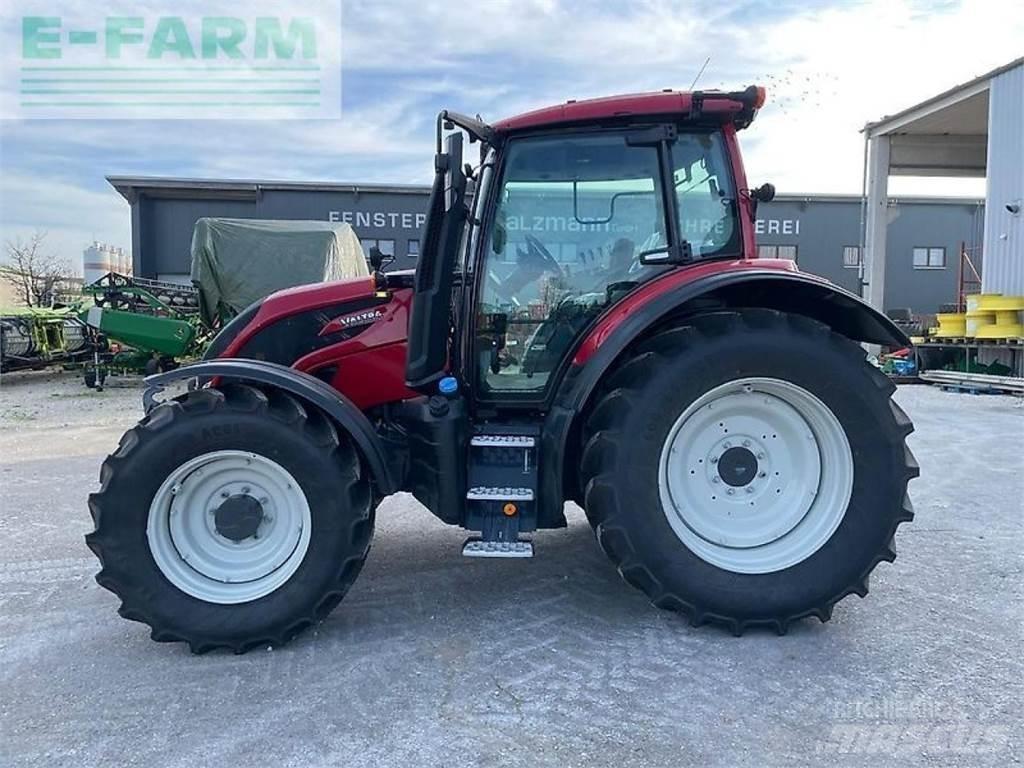 Valtra n155 트랙터