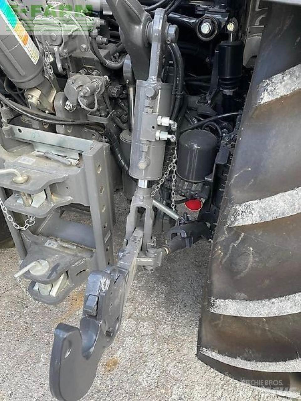 Valtra n155 트랙터