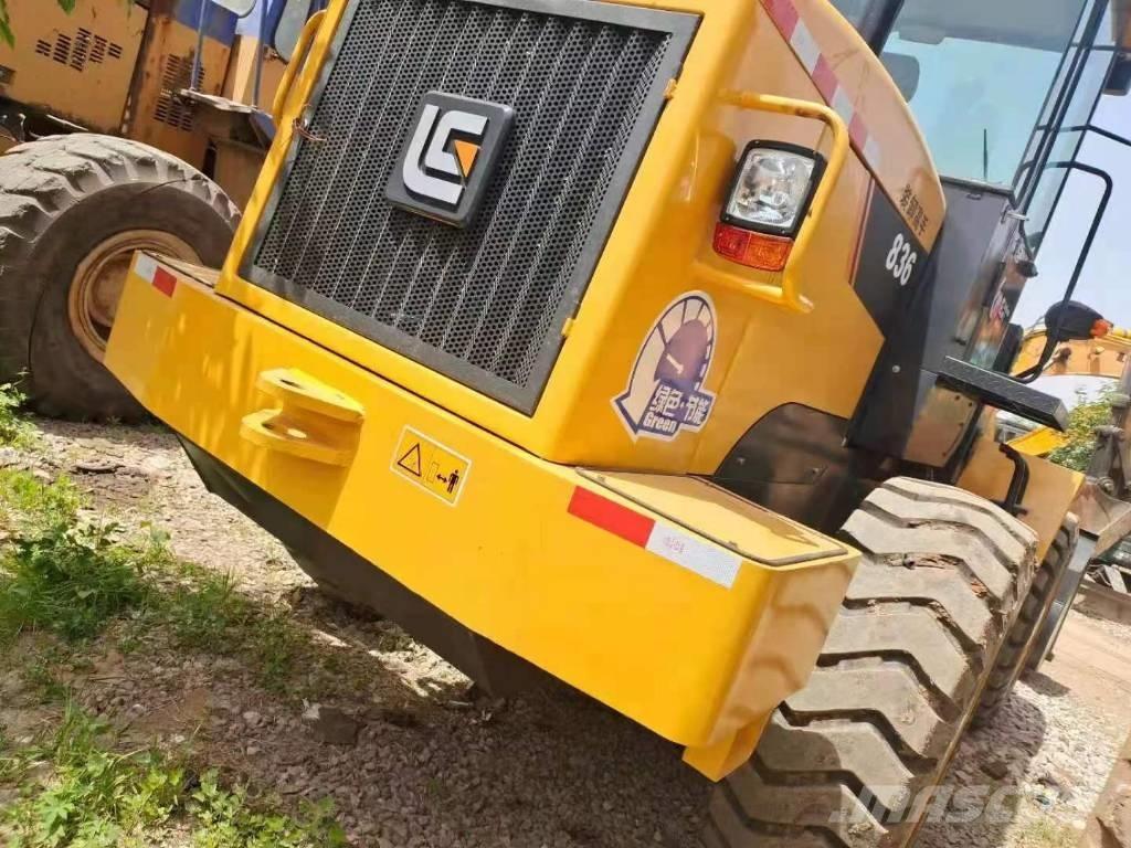 LiuGong 836  휠로우더