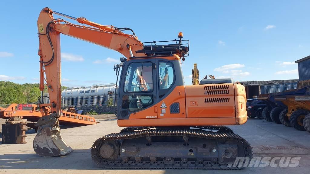 Doosan DX160LC-3 대형 굴삭기 29톤 이상