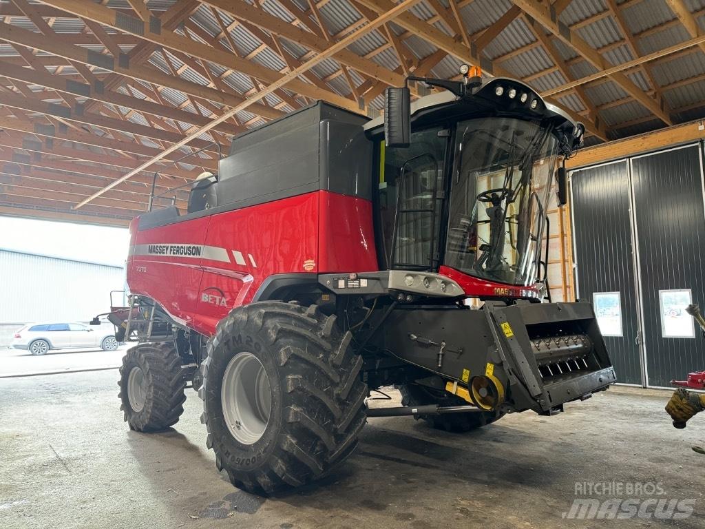 Massey Ferguson 7370 콤바인 수확기