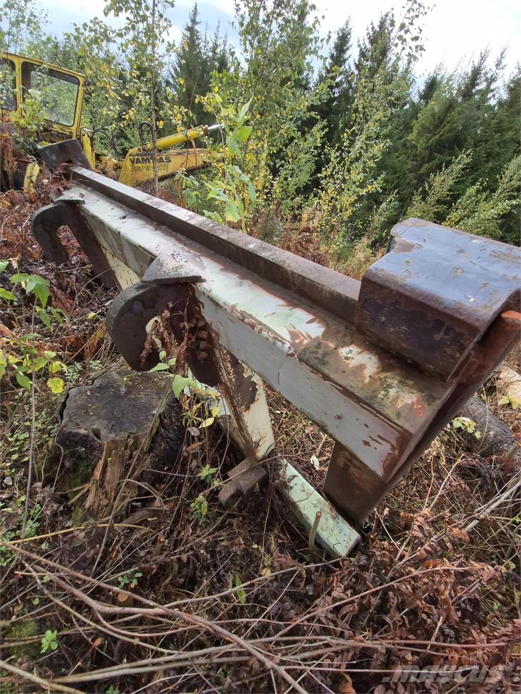 Volvo trukkipiikit 지게차