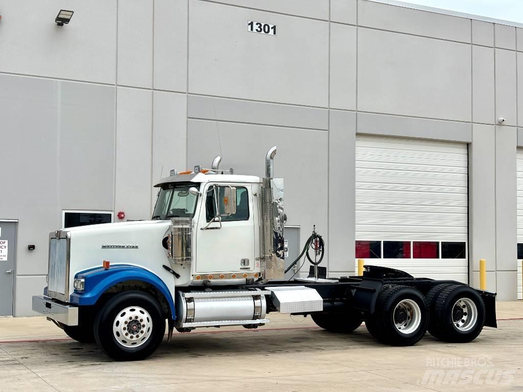 Western Star 4900 트랙터 유닛