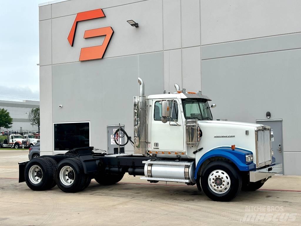 Western Star 4900 트랙터 유닛