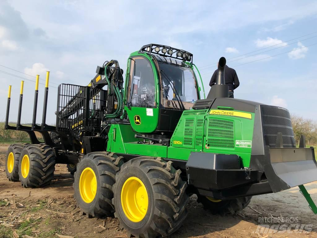 John Deere 1210 G 원목 포워더
