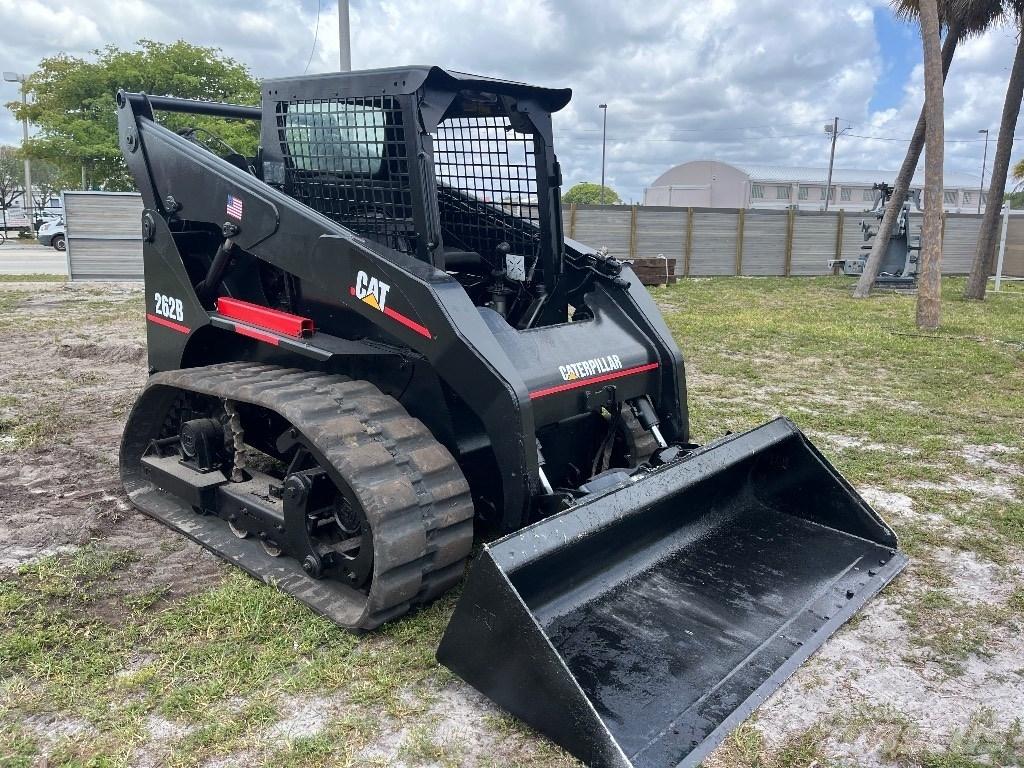 CAT 262 B  스키드로더