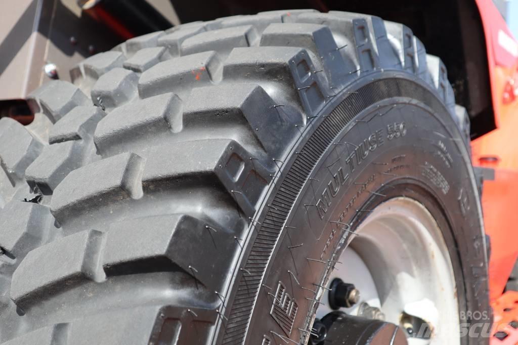 Manitou M 26.4 험지용 트럭