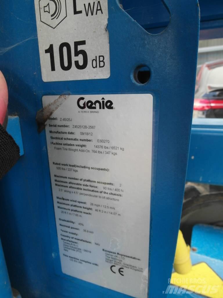 Genie Z 45/25 J 관절형 전동이동 리프트