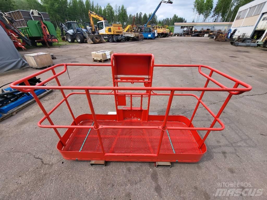 Manitou 200 ATJ kori 인원/화물 앨리베이터